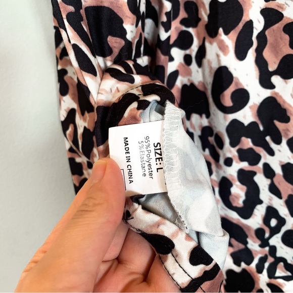 Temu • Tank Top - Picture 5 of 5